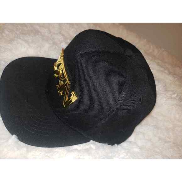 NEW YRN Metal Gold Logo Men Adjustable Snapback Black Hat Cap Wool Blend NWT - Picture 4 of 6